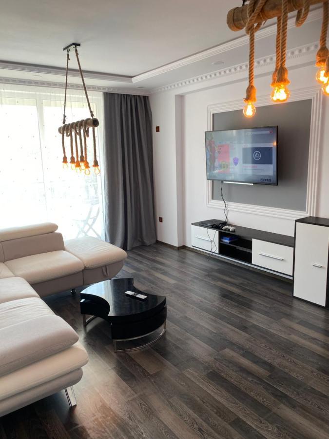 Luxury Apartment Satu Mare Buitenkant foto